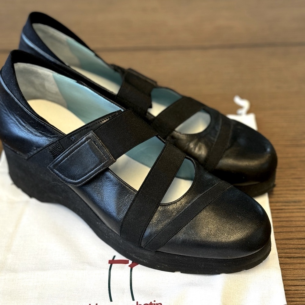 Thierry Rabotin Sz 39 Black Wedge Velcro Shoes 🖤